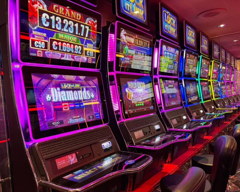 Unwrapped: The Hidden Design Tricks That Make Casino Games Impossible to Put Down