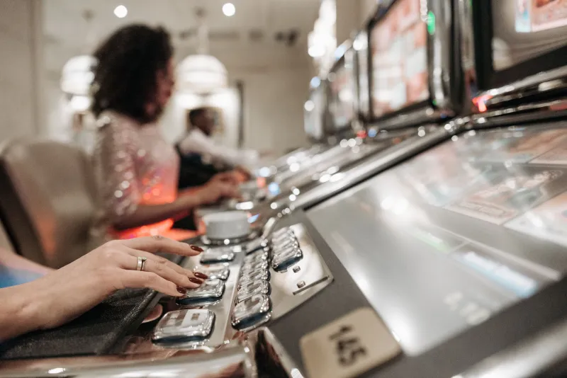 Why Did My Favourite Game Vanish? The Surprisingly Complicated World Behind Casino Game Libraries
